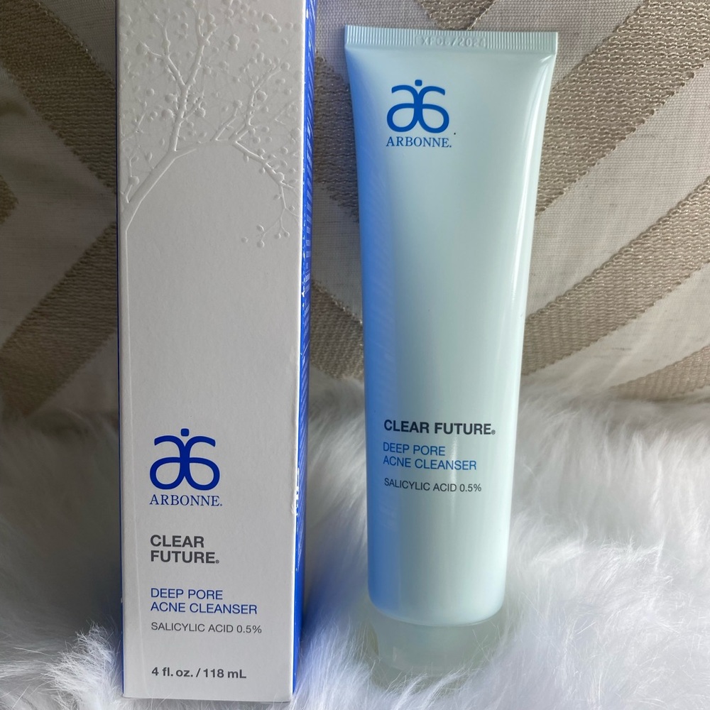 Arbonne Clear Future Deep Pore Acne Cleanser